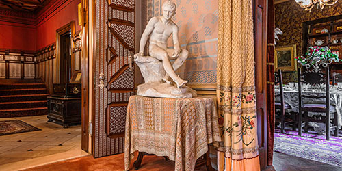 Classical Sculpture at the Mark Twain House & Museum - Hartford, CT