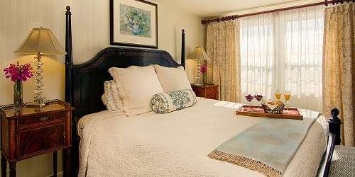 Main Hotel Room - Saybrook Point Inn & Spa - Old Saybrook, CT