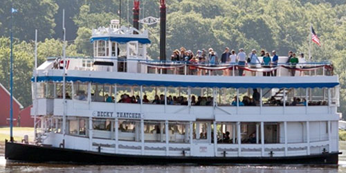 Riverboat Wedding 500x250 - Essex Steam Train & Riverboat - Essex, CT