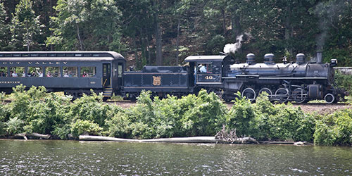 Excursion Train 500x250 - Essex Steam Train & Riverboat - Essex, CT