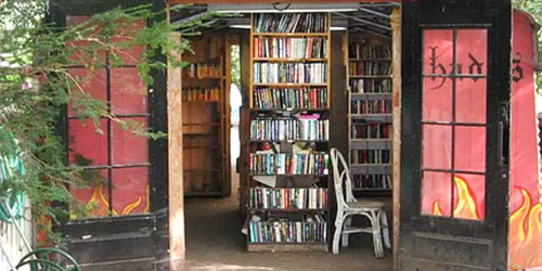 The Book Barn - Niantic, CT