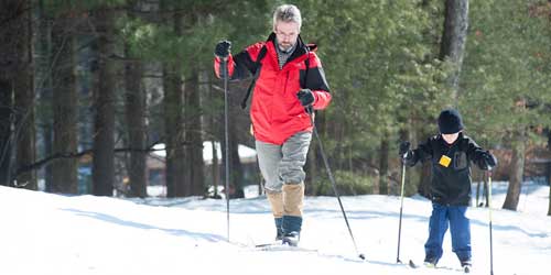Cross Country (Nordic) Skiing & Snowshoeing in Connecticut