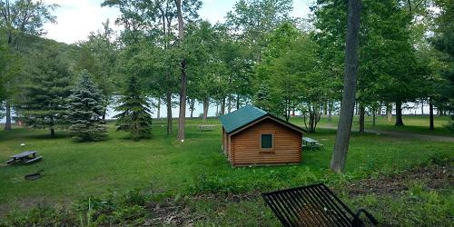 Cabin & Picnic Area - Lake Waramaug State Park - Kent, CT