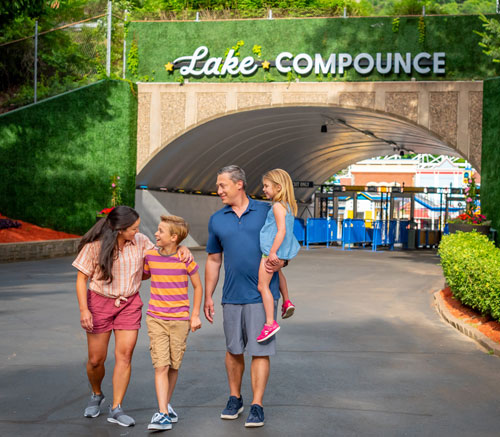Family Activities - Lake Compounce - Bristol, CT
